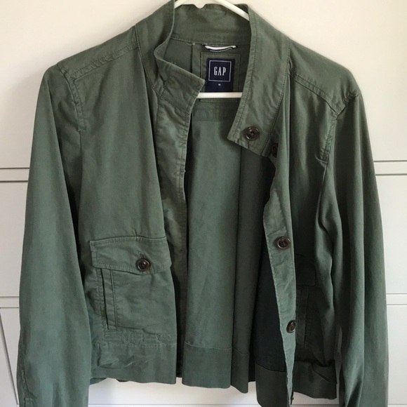 GAP Jackets & Blazers - Hardly worn green Gap jacket GAP Jackets & Blazers - Hardly worn green Gap jacket